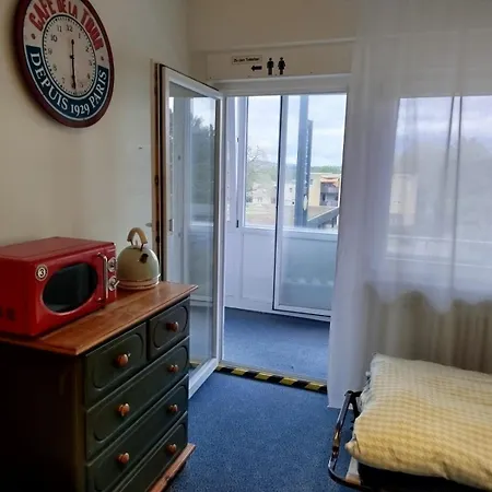 Private In Stuttgart, Wifi &tv Quarto em Acomodações Particulares Estugarda