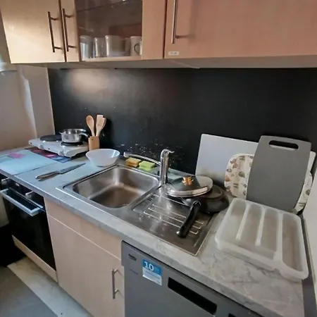 Private In Stuttgart, Wifi &tv *