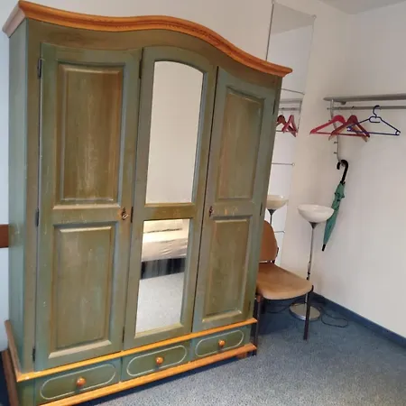 Privatunterkunft Private In Stuttgart, Wifi &tv *