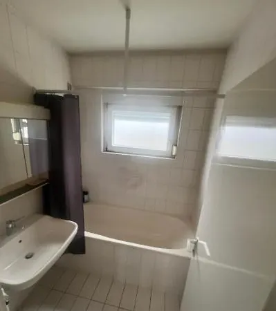 Privatunterkunft Private In Stuttgart, Wifi &tv Stuttgart