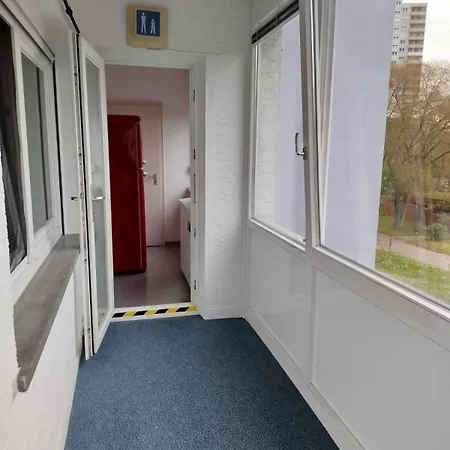 Private In Stuttgart, Wifi &tv *